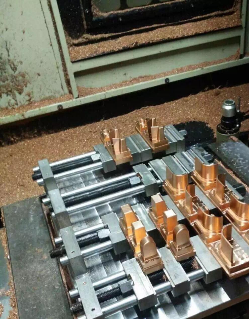cnc电脑锣多功能铜公夹具多工位批士加工中心夹具cnc铜公夹具 标准四