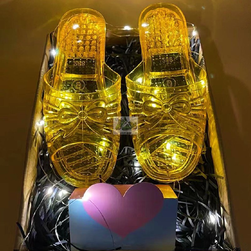 水晶拖鞋送闺蜜搞怪水晶拖鞋生日礼物感闺蜜女恶搞怪稀奇古怪姐妹在逃