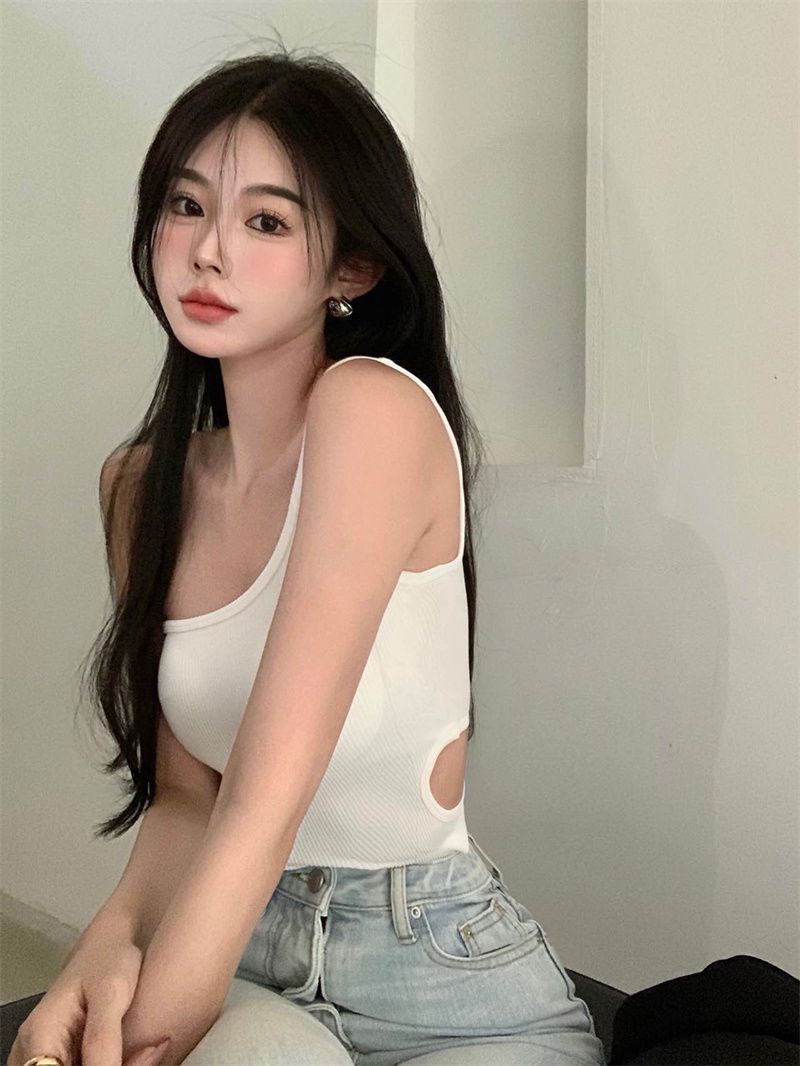 外穿短款上衣女设计感别致内搭打底衫带胸垫吊带背心黑色均码80135斤