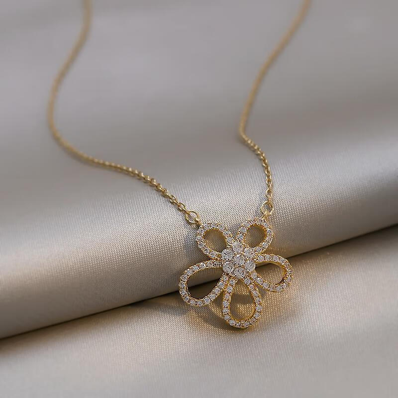 奢菲洛花瓣项链女轻奢小众设计感感锁骨链新款ins冷淡风夏季金色花朵