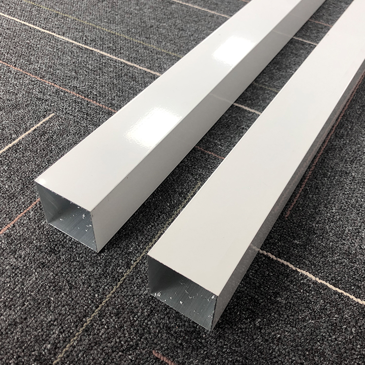 定制白色铝方管烤漆铝合金扁管铝方通室外装修隔断喷涂铝型材格栅6030