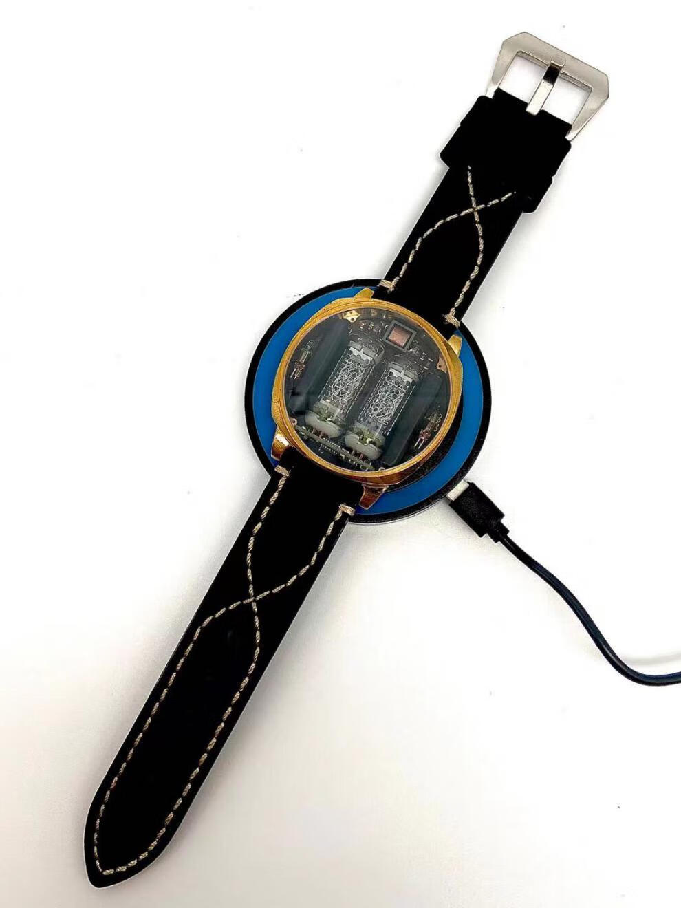 流彗辉光管手表辉光管手表小体积辉光手表铝正圆灰色左蓝右绿