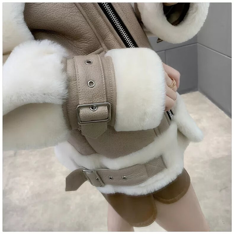 女装羊羔皮衣一体秋冬新款胖妹妹短款加厚冬季皮袄外套潮 黑色外套