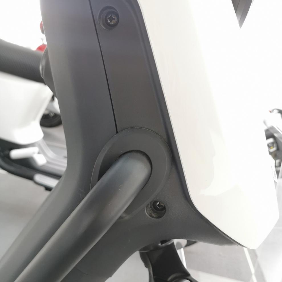 小牛车壳原厂uauqiuqi电动车套外壳pp件面板车体盖左右户板踏板尾灯