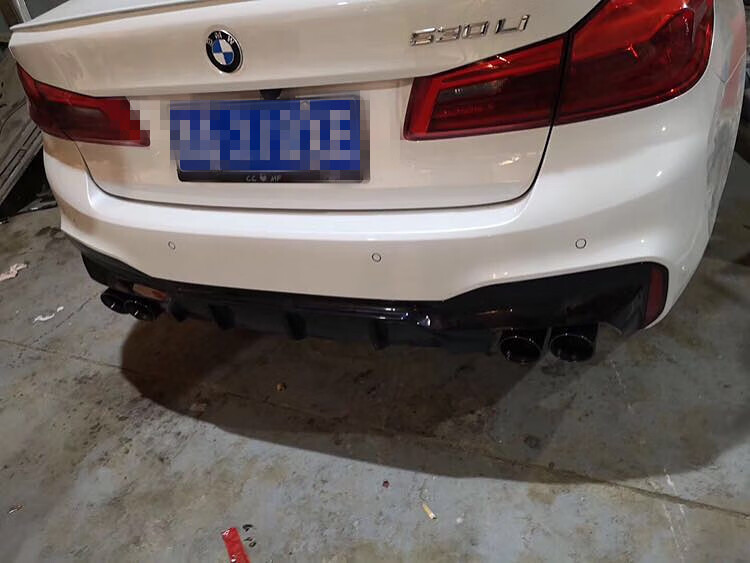 适用于宝马5系525 530g30g38排气管改装四出钛黑尾喉mp大方口尾嘴 5