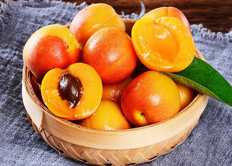 精选现发新疆阿克苏小红杏吊干杏杏子新鲜水果胜小白杏超甜带箱455斤