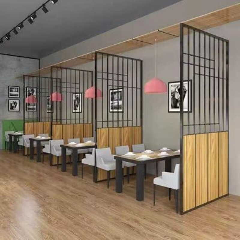 现代简约铁艺屏风餐厅酒吧包间隔断墙工业风饭店卡座围栏装饰玄关款式