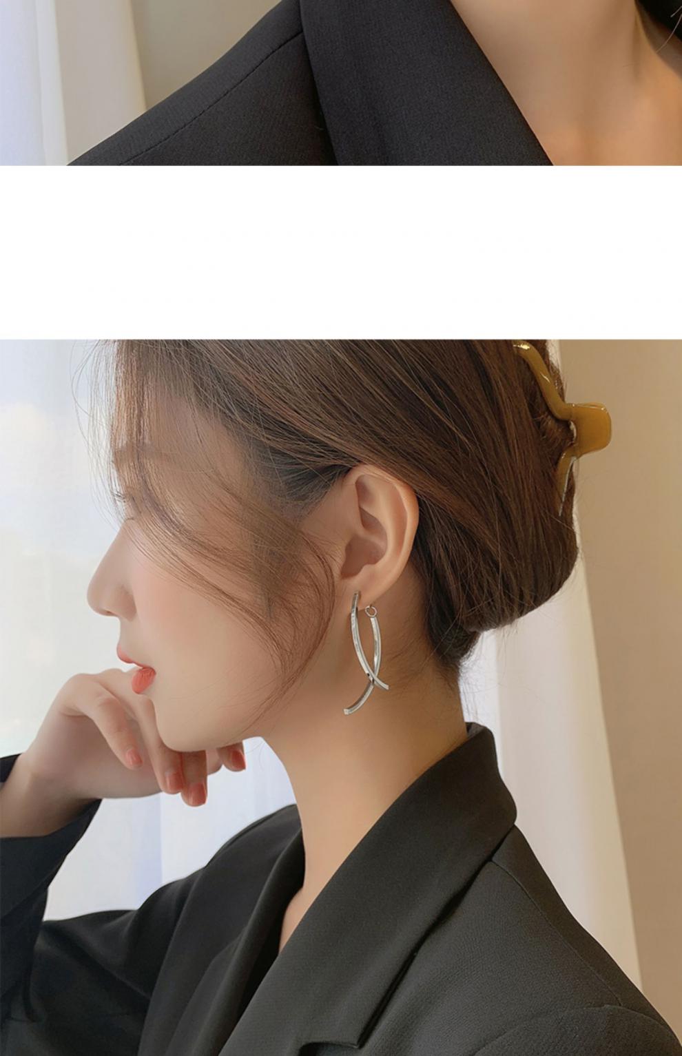 适合大脸国字脸的耳环今年流行新款短发耳钉带的方脸夏季款显脸小2022