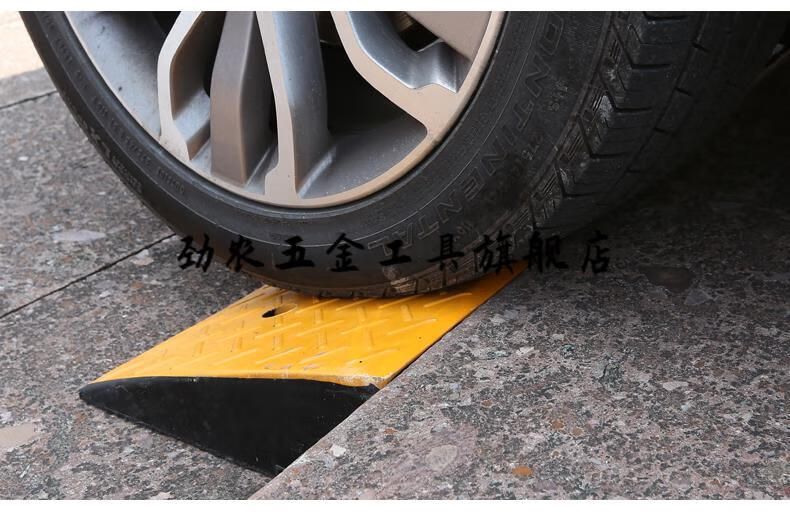 无障碍坡道门槛垫橡胶路沿坡道马路牙子三角垫汽车爬上坡台阶垫斜坡垫