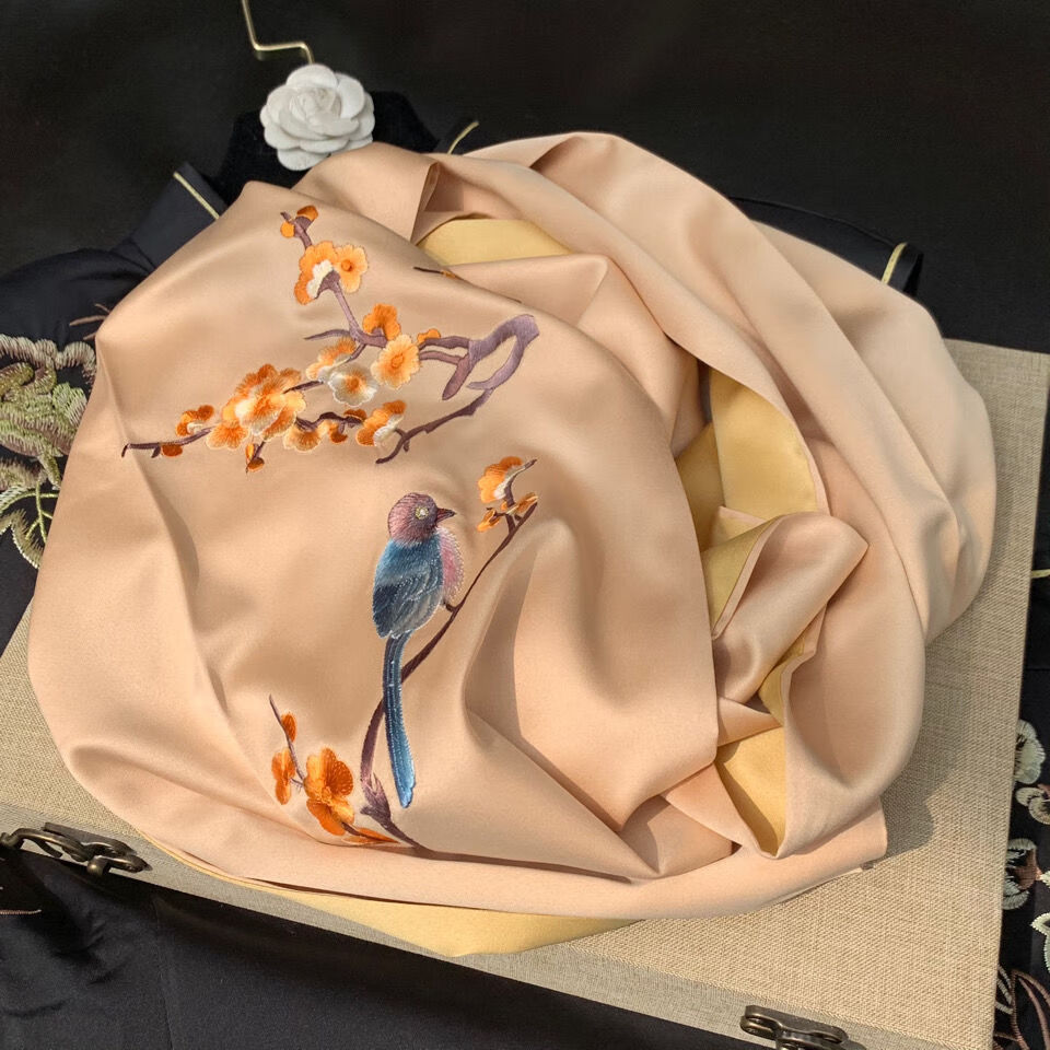 新品苏绣丝巾清苏绣丝绸围巾女春秋冬季百搭绣花丝巾长款小披肩2