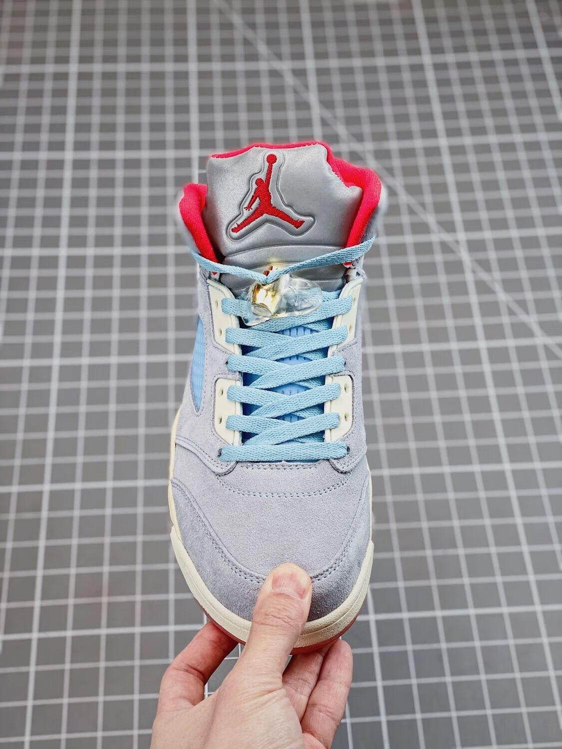 aj5 x trophy room联名乔5冰蓝男女高帮休闲运动篮球鞋奥特莱斯商场