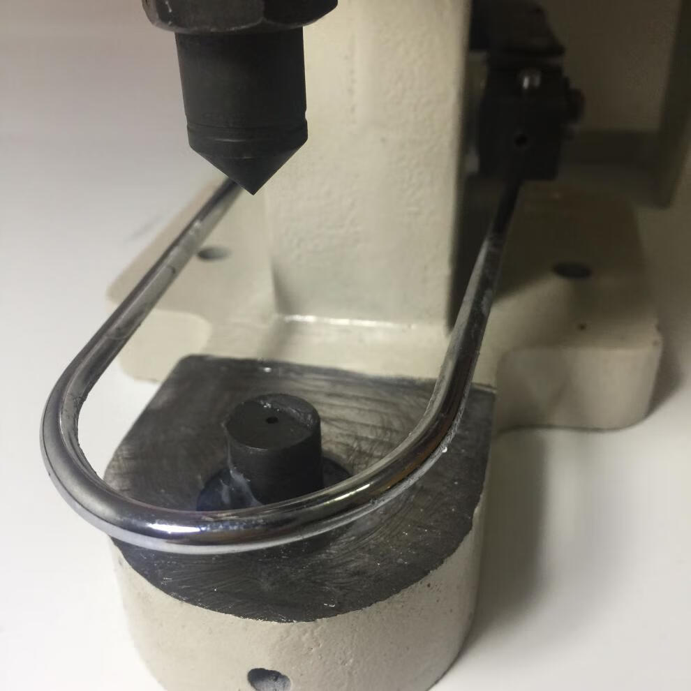 全新服装牛仔铆订敲纽大白扣机皮带四合扣打扣机电动钉钮机单头 单机