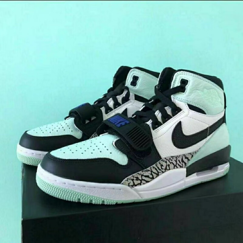 莆田aj官网纯原aj312美国队长篮球鞋低帮湖人白灰鞋百搭新款男女鞋