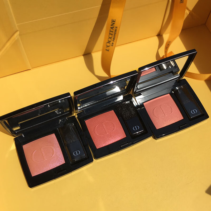 迪奥(dior) 蓝星腮红047 028 219 361 601 459 485 250 361#【图片