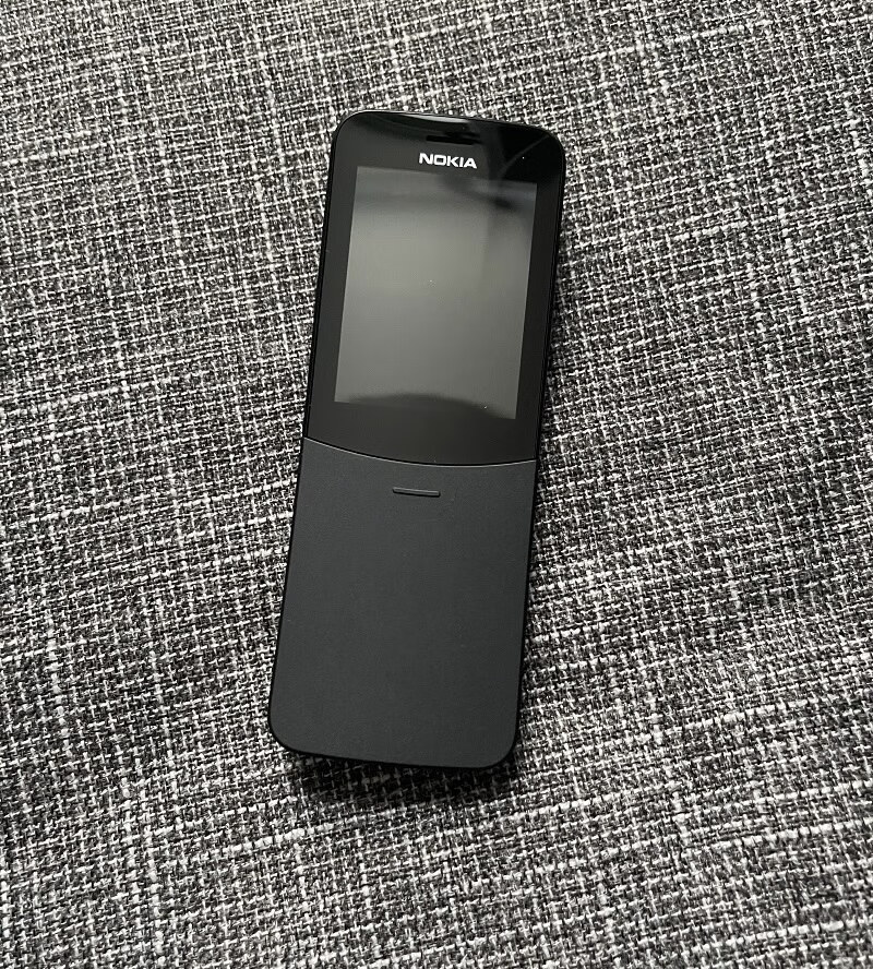 nokia/诺基亚8110移动联通电信4g老人香蕉机直板按键 黑色(9成新) 512