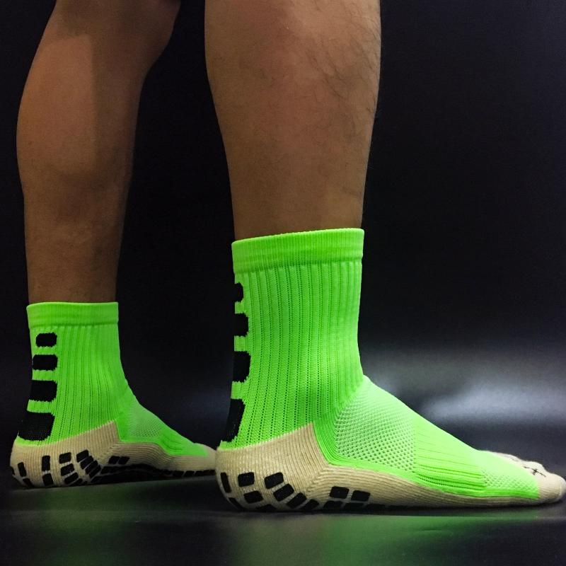 冷门足球条足球训练短袜短筒加厚毛巾底耐摩擦颗粒训练袜男 浅绿色 短