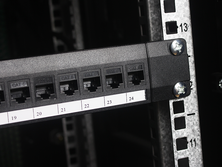 m6m5网络机柜螺丝图腾服务器功放配理线架交换机十字卡扣螺钉锌镍强硬