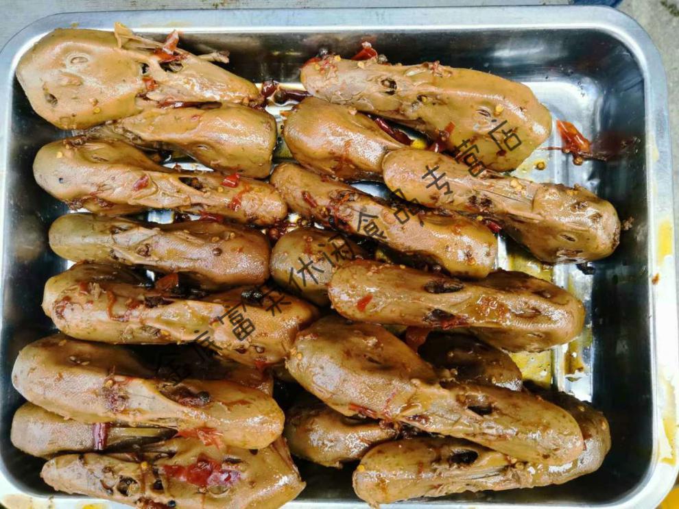 卤味鸭头麻辣鸭脑壳熟食批发真空包装即食休闲零食小吃微辣10只