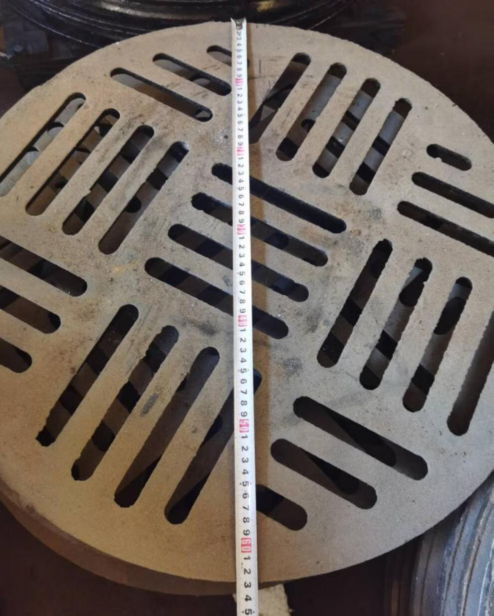 620-690镂空球墨铸铁圆形篦子雨水沙井盖单独盖子多尺寸圆形井盖 黑色