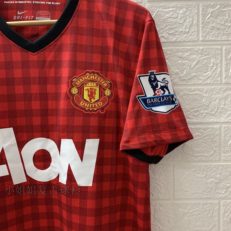 滕讯体育nba专营复古曼联球衣1213红魔红色格子主场短袖20号范佩西