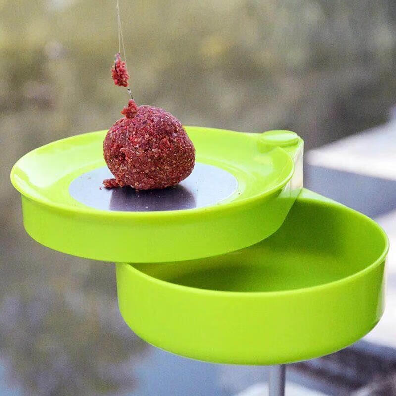 耐摔不粘强磁拉饵盘不粘饵迷你小号两层食盒全磁饵料盘带地插铝合金