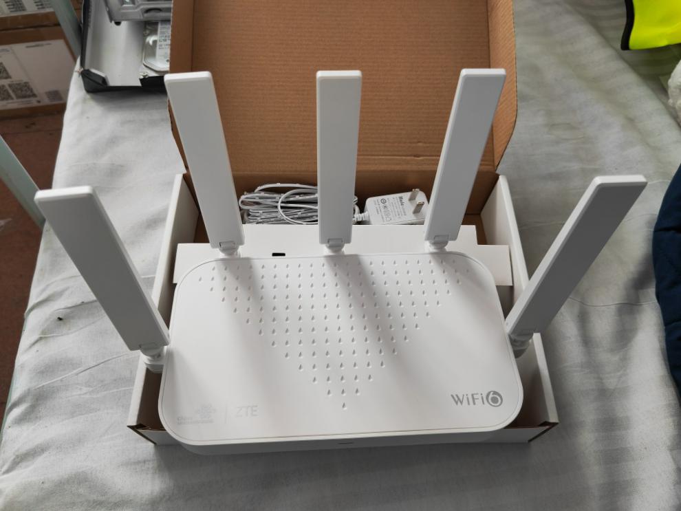 邦兴晖 中兴e2637中国联通双频wifi6路由器3000m全千兆端口mesh组网e