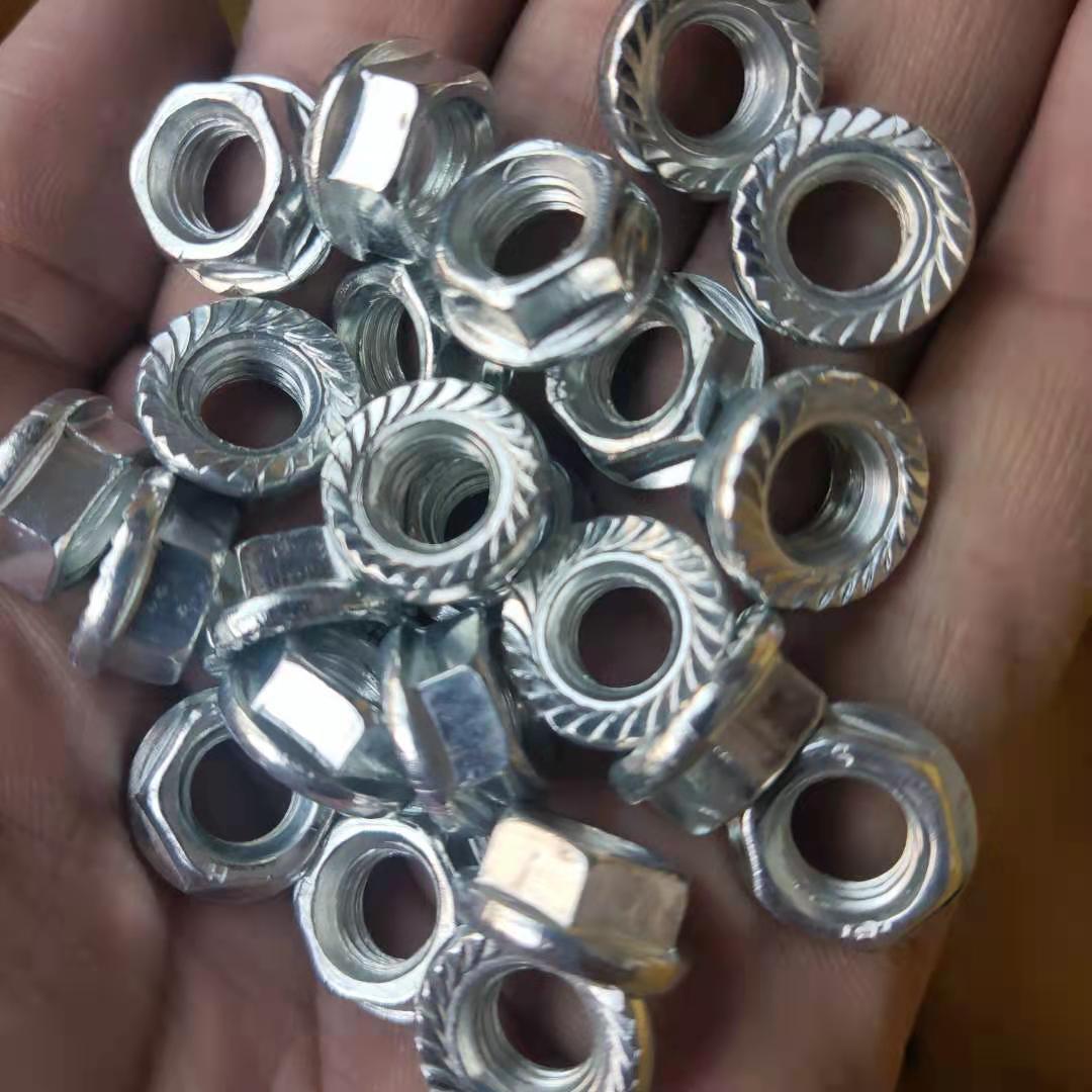 先驱者镀锌桥架螺丝货架螺丝桥架专用半圆头方颈螺丝马车螺栓m6m8m6