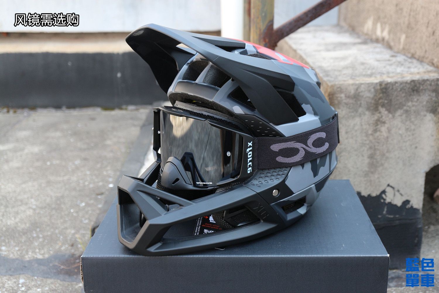 定制好物fox头盔山地车超轻透气am越野enduro穿越dh速降盔全盔头盔男