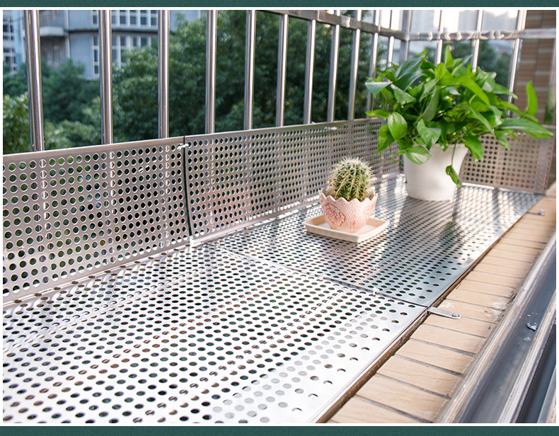 防盗窗垫板304不锈钢阳台防护网护栏窗台防坠冲孔钢板防盗网垫板304