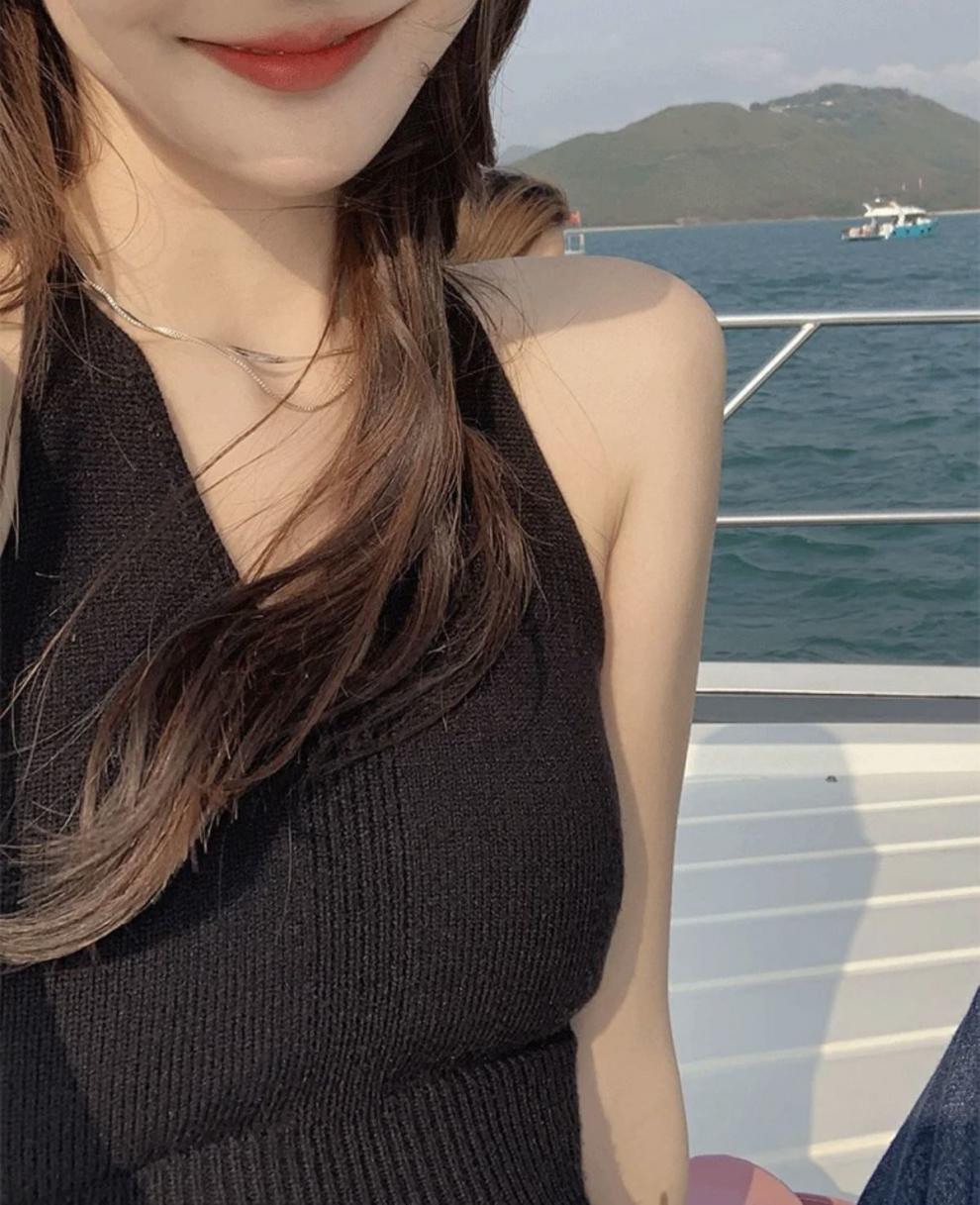 网红百搭小2021夏季新款女色洋气无袖上衣露脐内搭杏色m