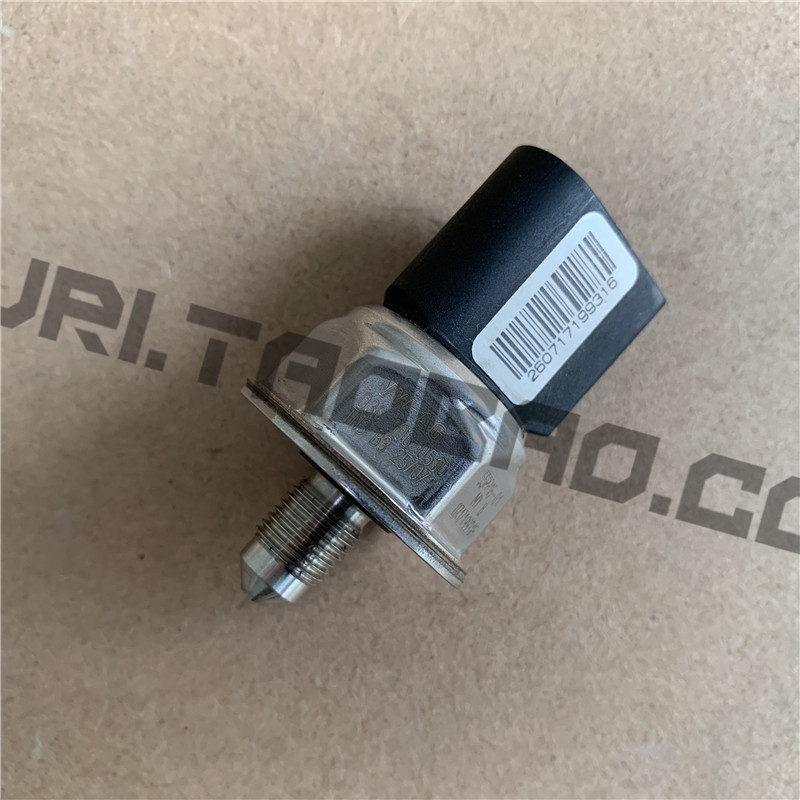 适配奥迪a8a628q742途锐卡宴3236燃油压力传感器调节阀