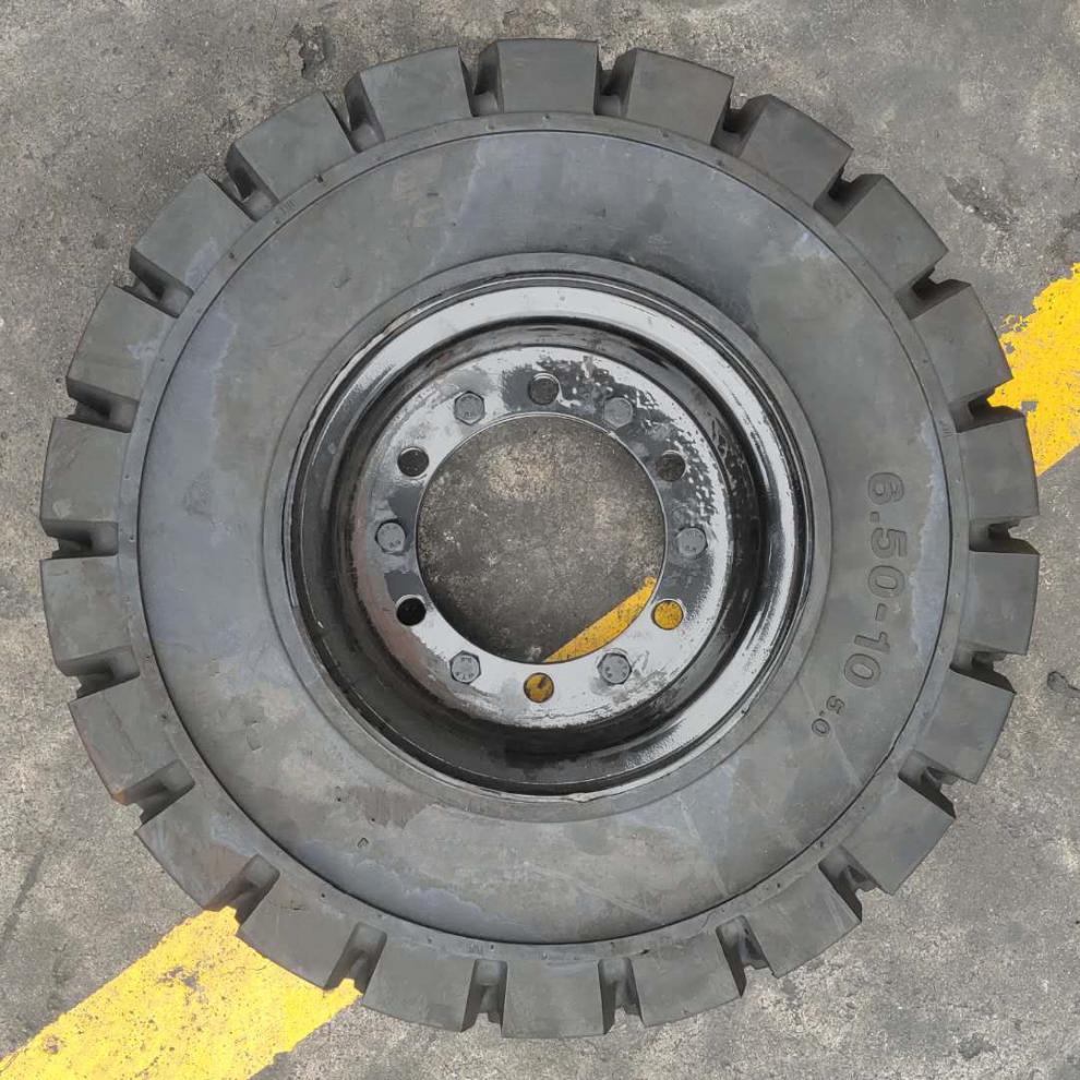 朝前650一10叉车充气全套实心轮胎杭叉合力35吨28x915通用后轮28915