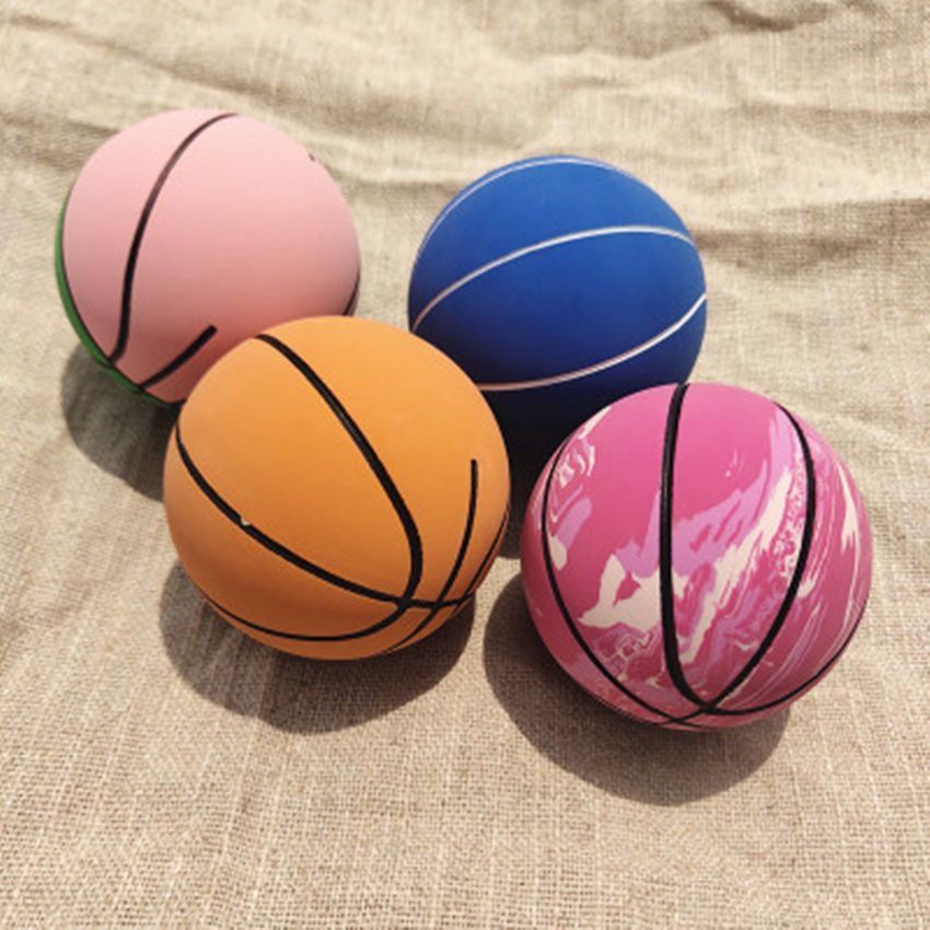 弹力球6cm迷你橡胶小篮球解压发泄空心儿童玩具拍拍球桌面小摆件双彩