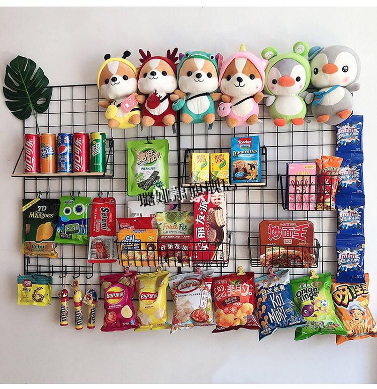 新款零食架子卧室少女心抖音网红娃娃零食墙客厅房间卧室少女心壁挂