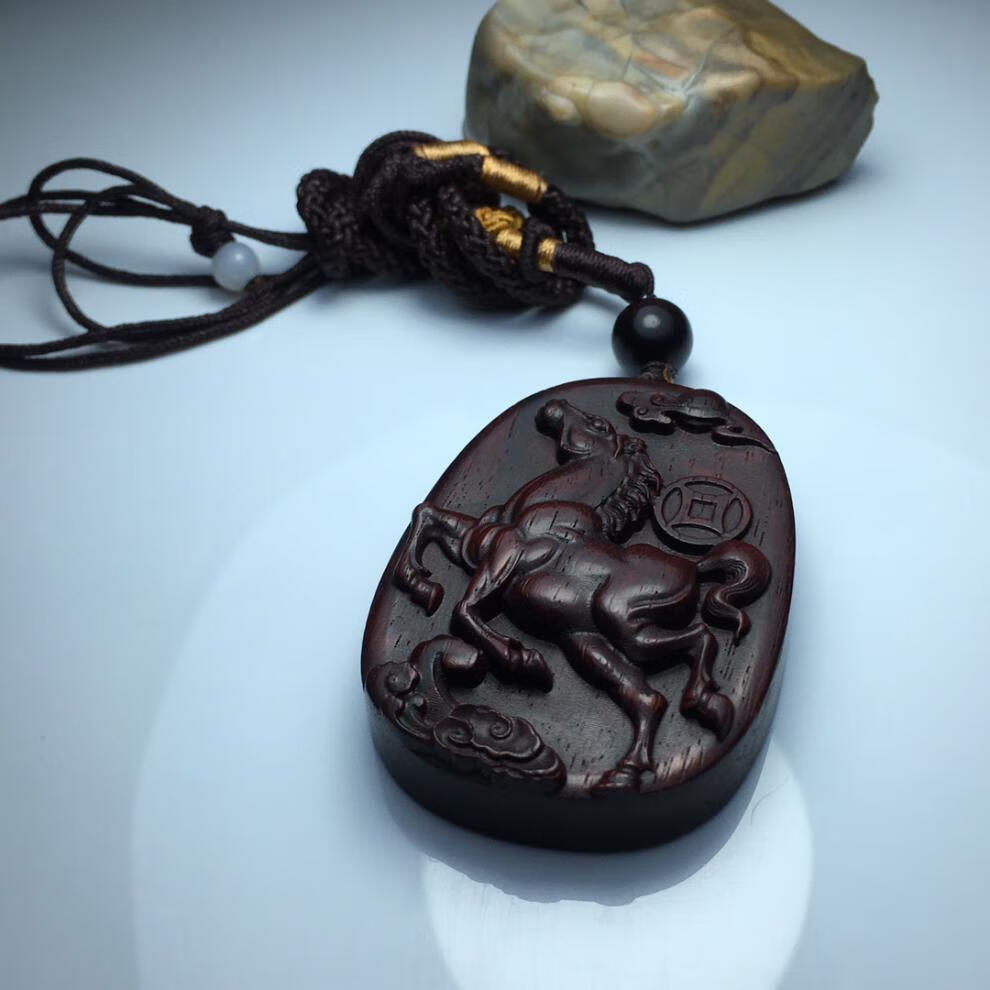 小叶紫檀生肖马牌印度小叶紫檀马吊坠木马挂件木质生肖马饰品马形红木