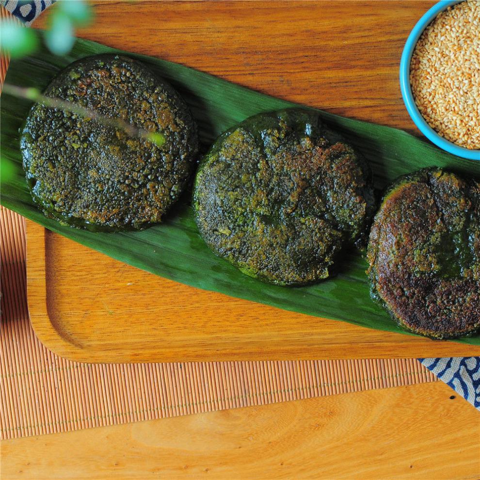 艾草糍粑糯米糍粑青团艾蒿年糕贵州传统美食特产农家手工艾草糍粑无