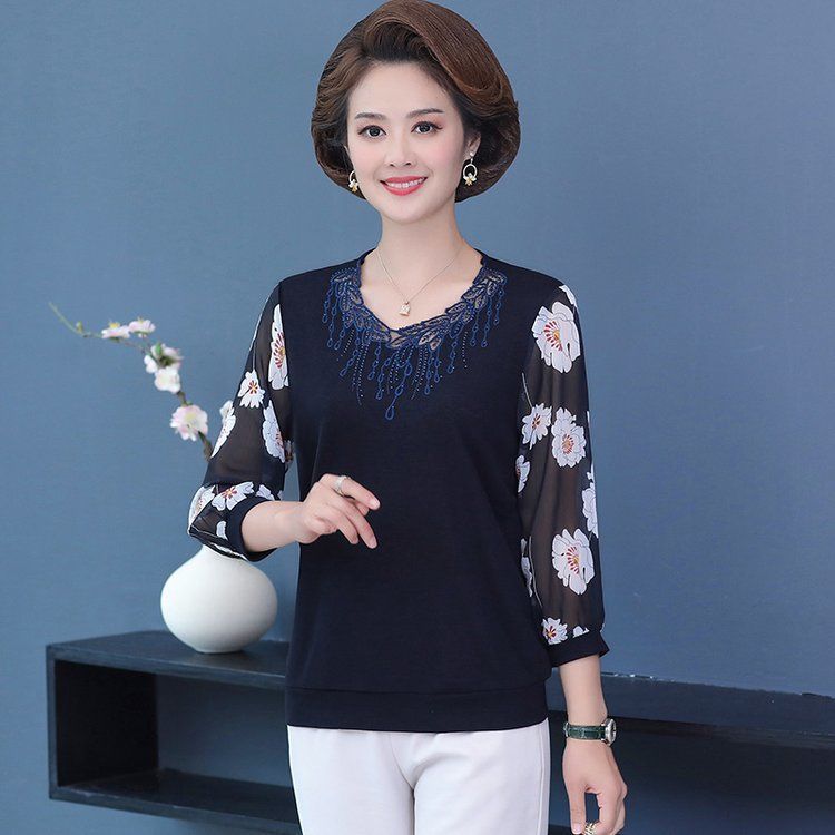 新款妈妈洋气半袖薄针织上衣中年女春装纱袖打底衫中老年夏季t恤2022k