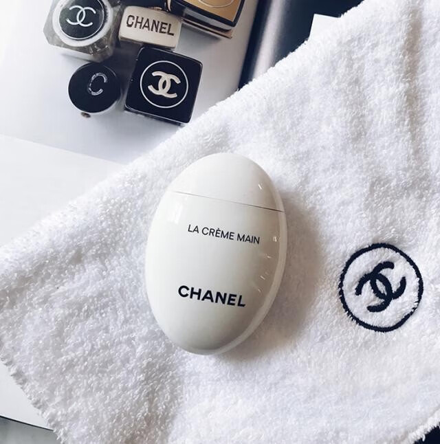 香奈儿（Chanel）精致呵护组合 滋润护手霜鹅蛋润唇膏补水保湿礼盒装 节日礼物 护手霜(滋润)50ml+可可柔润唇膏