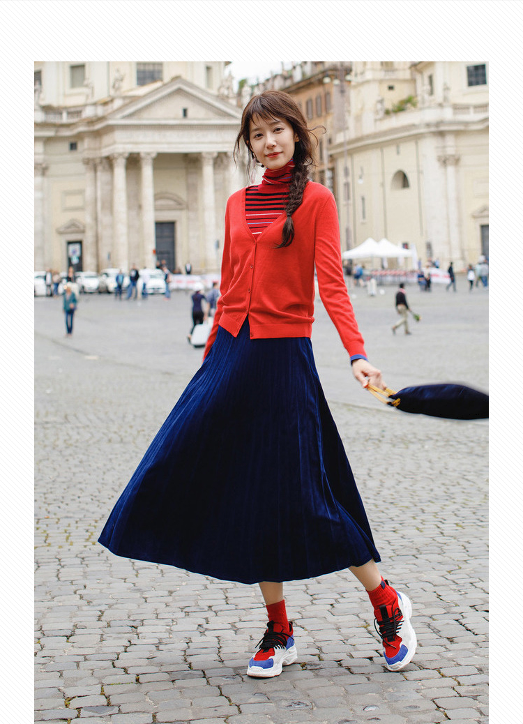 茵曼半身裙 秋装新款纯色文艺百褶丝绒半身裙女 宝蓝色 l