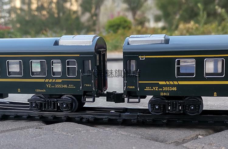 奋发仿真轨道小火车模型客车敞车油罐棚车厢合金坦克男孩玩具 军事