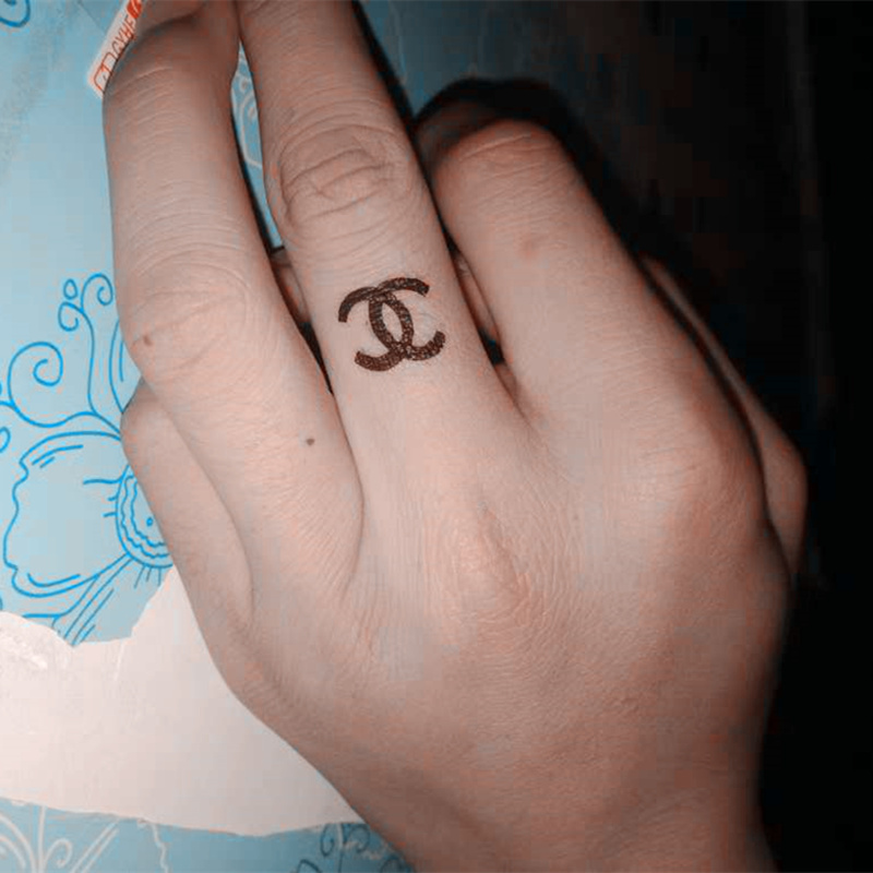 念凝纹身贴纸男防水英文字母女小清新仿真刺青持久韩国网红可爱贴纸