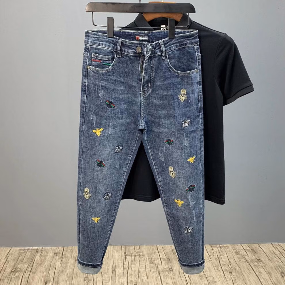 American Retro Little Bee Embroidered Jeans Men's Korean Version Trend Stretch Straight Slim Nine-point Pants, Blue 28_mkmklike.com