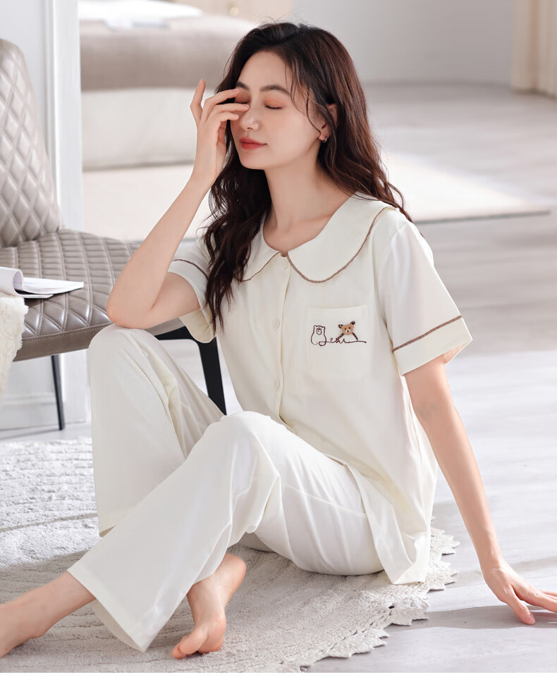 2ae7f584b4aa231a.jpg' style=