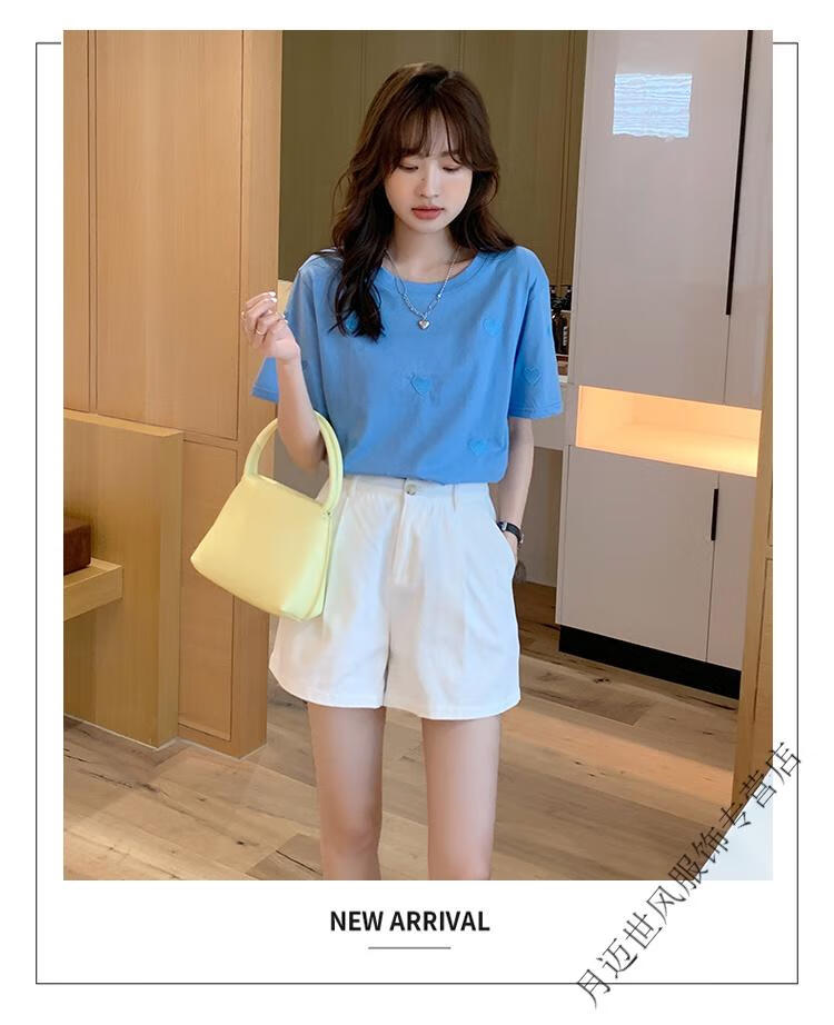 818beda1675845d1.jpg' style=