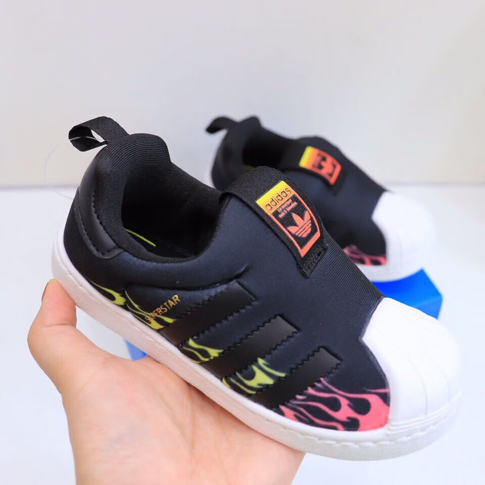 b9910883bbfc47e5.jpg' style=