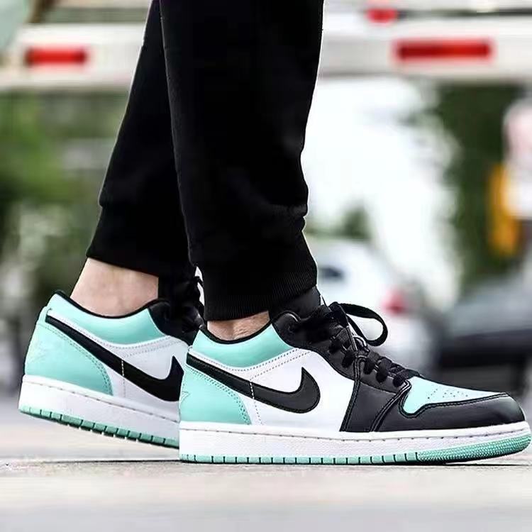 【官方旗舰】aj1低帮男鞋女鞋运动鞋学生休闲潮流黑白全郭艾伦小烟灰