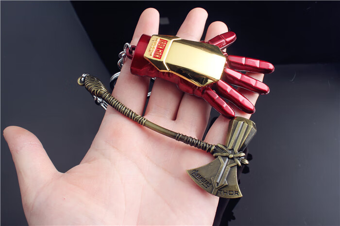 钥匙扣金属盾牌钢铁侠雷神之锤钥匙链挂件枪暴风战斧枪雷神之锤黑绳