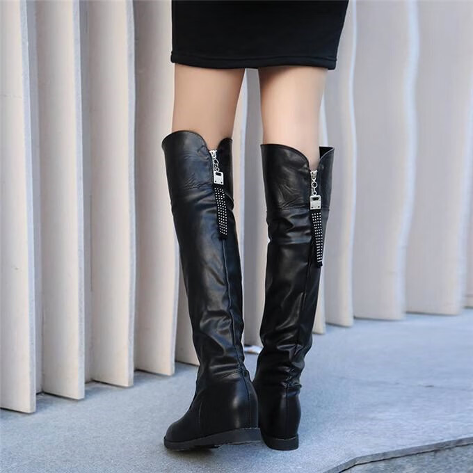宇宸秋冬季新款皮靴女长筒过膝平底粗腿大筒围长靴女高筒大码单靴