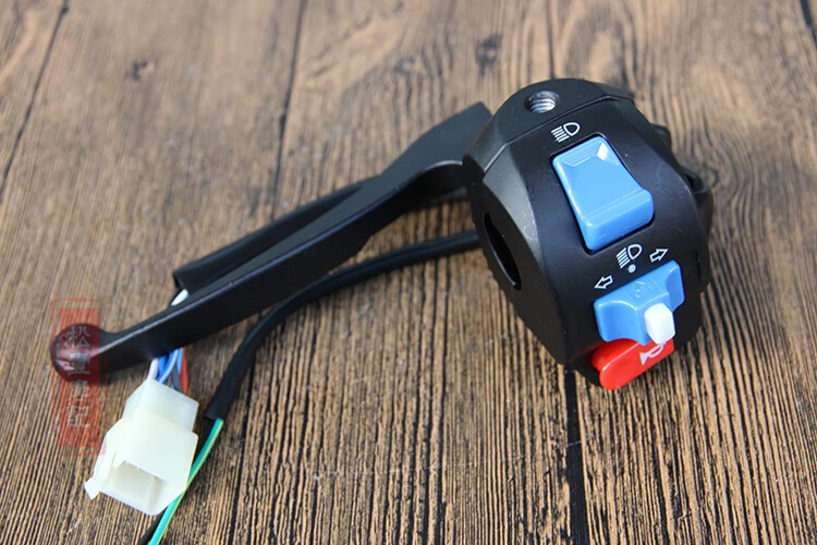 踏板车鬼火一代二代手把开关 豪迈gy6小帅哥电动车把座开关总成 左右