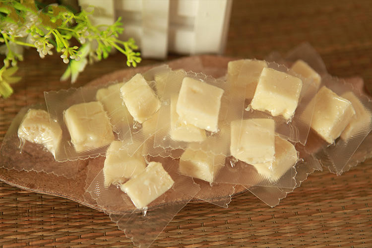 蔓颜堂 草原美味内蒙特产黄油奶块小方奶酪500g酪特酥散独立牧民纯奶